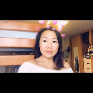 Meet your Posher, Lena